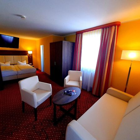 Invite Hotel Nuernberg City Екстер'єр фото