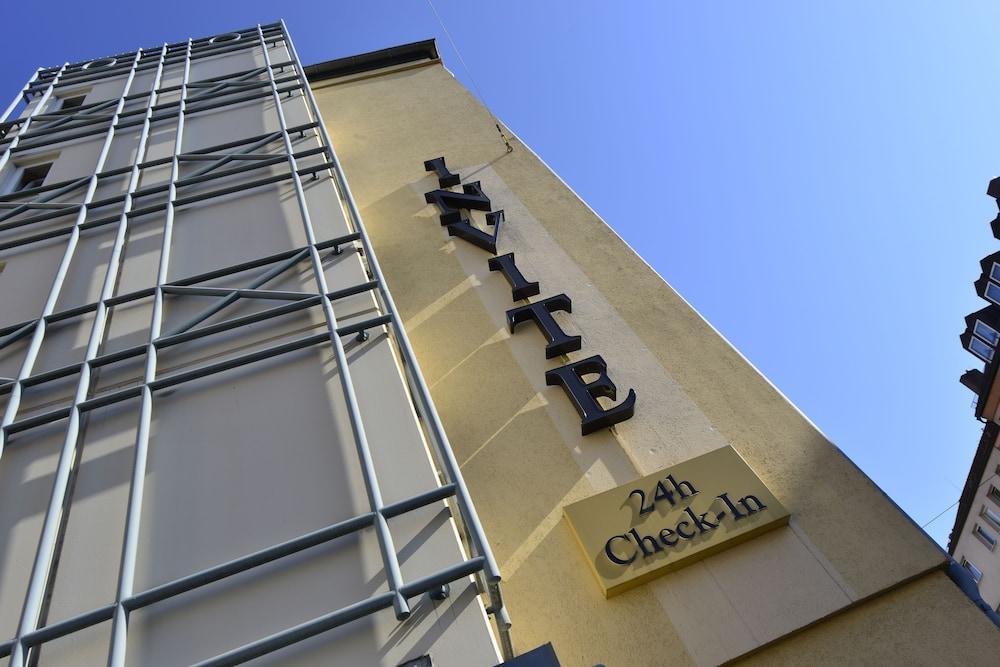 Invite Hotel Nuernberg City Екстер'єр фото