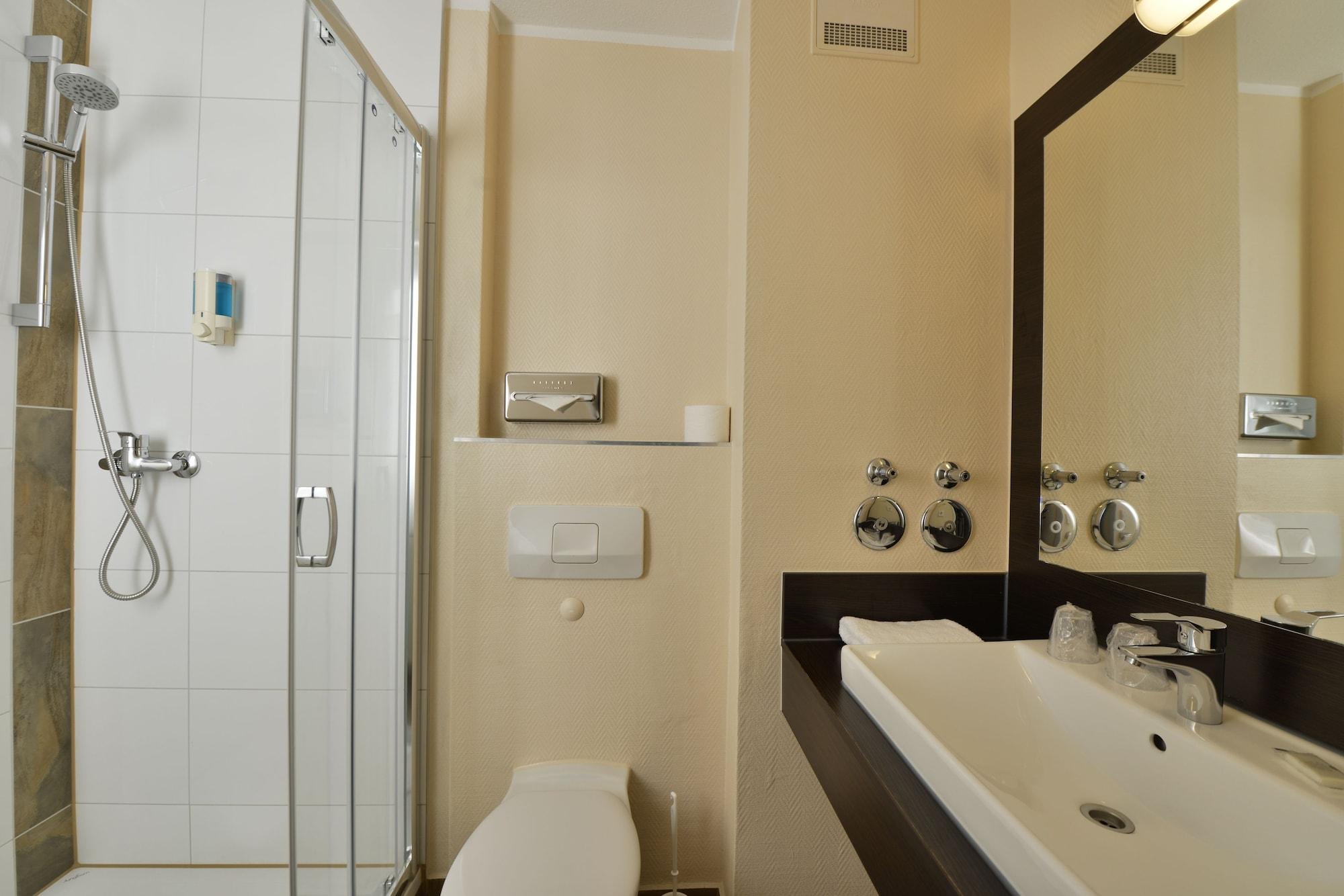 Invite Hotel Nuernberg City Екстер'єр фото