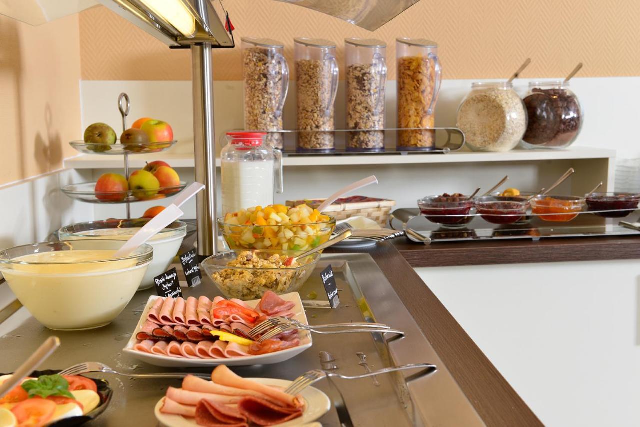Invite Hotel Nuernberg City Екстер'єр фото